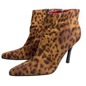 Ann Mitchell Leopard printed Ankle Boots Size(9)